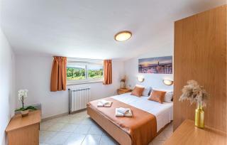2 Bedroom Stunning Apartment In Medulin - Medulin - 9