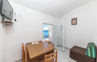 2 Bedroom Stunning Apartment In Slatine - Slatine - 7