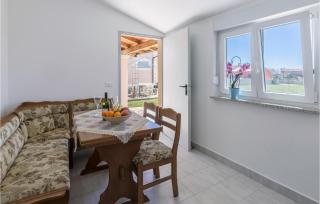 3 Bedroom Lovely Home In Galizana - Galižana - 6