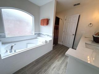 Lake View Villa - Southern Dunes Upgraded - Haines City - 6