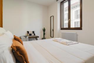 Porta Venezia-Exclusive Design Apartment-2 Rooms - Milan - 5