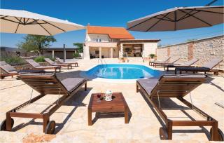 Five-Bedroom Holiday Home In Gorica - Gorica - 9