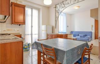 1 Bedroom Stunning Apartment In Savona - Savona - 4