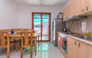 Lovely Apartment In Biograd Na Moru - Biograd na Moru - 6