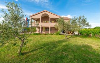 Nice Home In Zadar With Jacuzzi - Zadar - 8