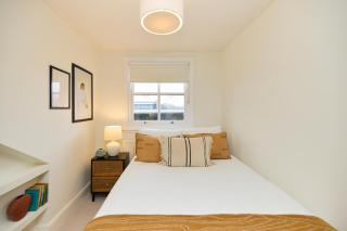 The Jackson Quarters - Homely 3BDR House with Study Room - London - 5