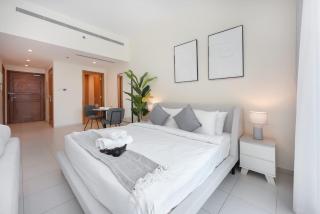 Minimalist and modern studio in Business Bay - Dubai - 8