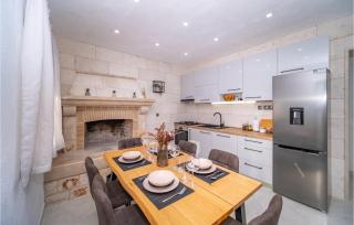 Lovely Home In Pucisca - Praznica - Pučišća - 5