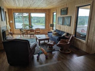 Serene Cabin on Lake Tuscaloosa - - 1