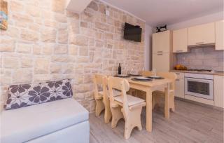 Gorgeous Home In Bibinje With Wifi - Bibinje - 3