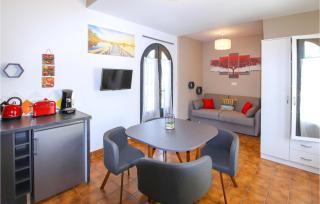 Gorgeous Home In Aubenas - Aubenas - 6