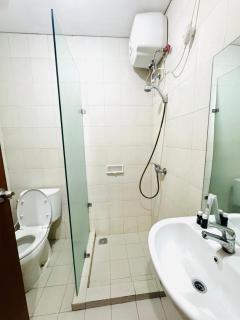 Stunning Comfy Condominium High Floor at the Heart of Central Jakarta - Jakarta - 6
