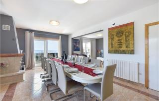 Two-Bedroom Apartment In Podstrana - 8