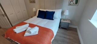 Tastefully Refurbed 2bed - 3 mins to Trinity & Docks - Dublin - 3
