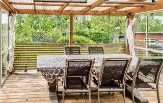 Gorgeous Home In Hökerum With Lake View - Hökerum - 9