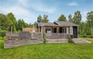 Gorgeous Home In Hökerum With Lake View - Hökerum - 1