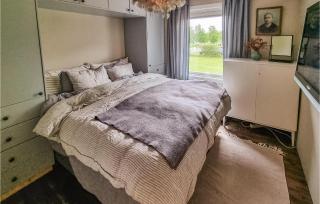 Gorgeous Home In Hökerum With Lake View - Hökerum - 3