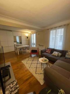 Spacious and convenient 2 BR flat in Paris centre - París - 4