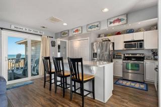 OBX 4BR Oceanfront Cottage - Kill Devil Hills - 4