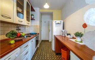Gorgeous Apartment In Dubrovnik - Dubrovnik - 4
