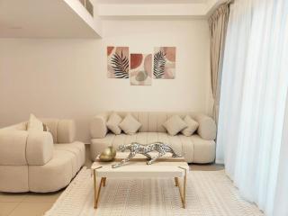 Modern 2-Bed Duplex with Partial Ocean View - 5