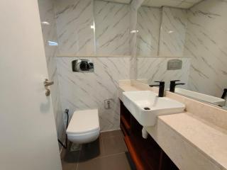 Modern 2-Bed Duplex with Partial Ocean View - 2