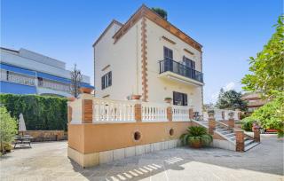 Stunning Home In Anzio With Kitchen - 3