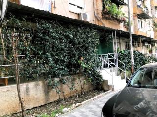 Blossom Balcony Apartment - Tirana - 2