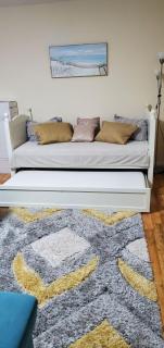 Ski to door at Mountain View 1BR condo Bansko - 7