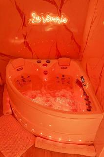 La Rêverie - Jacuzzi Lounge & Massage - Vierzon - 3