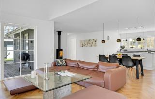 4 Bedroom Awesome Home In Vejby - Vejby - 8