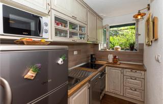 Amazing Home In Ploce With Sauna - Ploče - 6