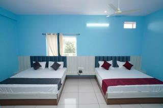 Hotel Pushpa Inn - 2