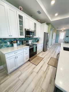 Delux 3BR House with Pool 3 Minute walk to Beach - Cape Canaveral - 8
