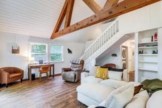 Wolf Laurel Escape Village Club and Scenic Views! - Swiss - 6