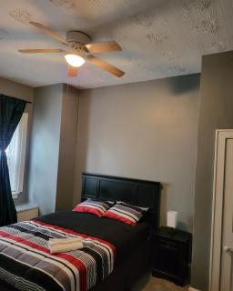 Queen Room, airport location, free wifi - Columbus - 0