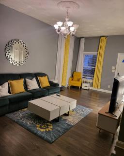 Queen Room, airport location, free wifi - Columbus - 9