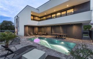 3 Bedroom Amazing Home In Valbandon - Valbandon - 0