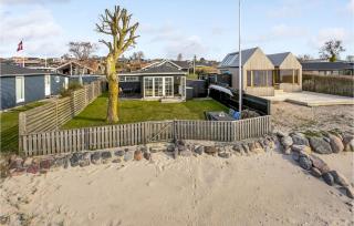 Lovely Home In Rønde With Kitchen - Rønde - 6