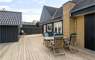 Two-Bedroom Holiday Home In Hesselager - 4