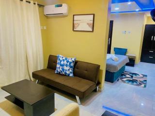 New Heights Castle Hotels - Odo Mola - 6