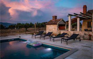 Lovely Home In Pucisca - Praznica - 3