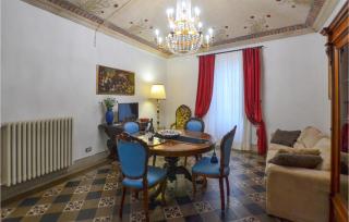 2 Bedroom Nice Apartment In Arezzo - Arezzo - 4