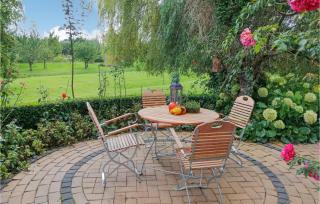 Nice Home In Drochtersen - 8