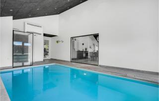 Beautiful Home In Børkop With Kitchen - Børkop - 2