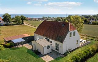 Nice Home In Allinge With Kitchen - Allinge - 1