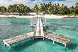 Staffed Beachfront Private Estate by ALOM - 6