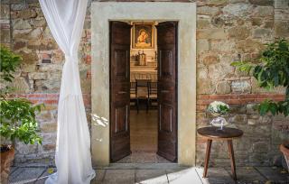 8 Bedroom Awesome Home In Arezzo - Arezzo - 1