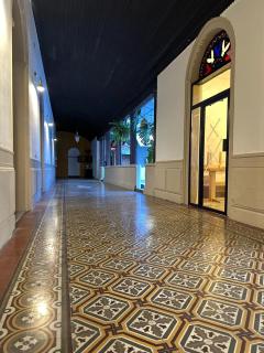 Hostal VELVET PLAZA - Santa Ana - 4