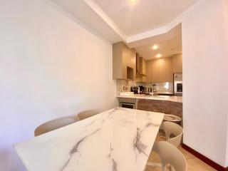Peninsula 46 - Upscale 2bdr with Jacuzzi - Beach - Fast wifi - Gym - 3